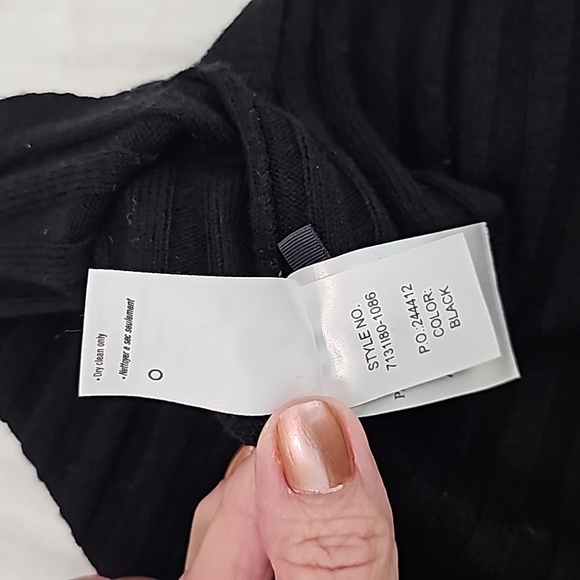 PAIGE Benita Midi sweater dress - Picture 7 of 7